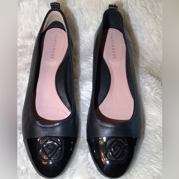 Taryn Rose | Shoes | Taryn Rose Penelope Black Leather Flat Shoes Size 